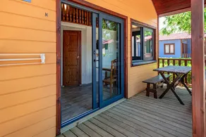Holiday home with garden, pool & terrace - Image 5