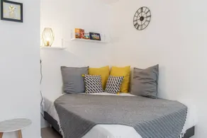 Modern studio in central Lyon - Image 4