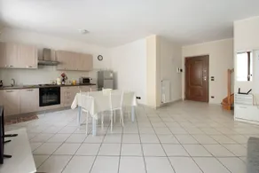 Holiday apartment with terrace - Image 3