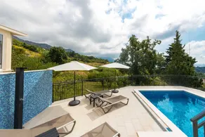 Villa with pool, garden & BBQ | Pool view - Image 5