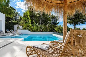 Casa con terrazza, giardino e piscina privata - Image 3