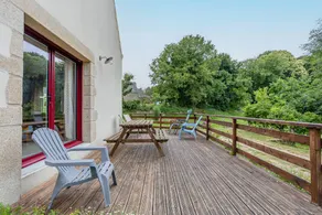 Maison adaptée aux familles avec terrasse, barbecue et jardin | Vue jardin | Adaptée au travail à distance | Avec animaux autorisés - Image 2