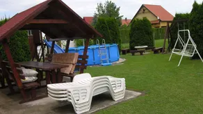 Weiträumiges Ferienhaus mit Grill, Terrasse und Garten | Haustiere erlaubt - Image 3