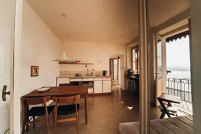 Flat | Lake view - Image 3
