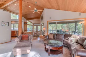 Perfect Sunriver Retreat, A/C, Hot Tub, Bikes, and SHARC passes - Image 5