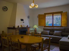 Ländliches Haus Mit Jacuzzi - Image 2