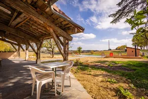Family-oriented house with terrace & private pool | Dogs allowed - Image 2