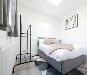Holiday apartment with garden - Image 4