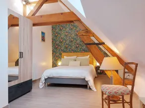 Fully equipped cottage with garden & barbecue - Image 3