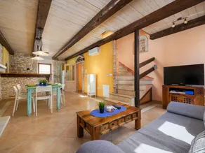Fully equipped beautiful holiday home with barbecue & terrace - Image 5