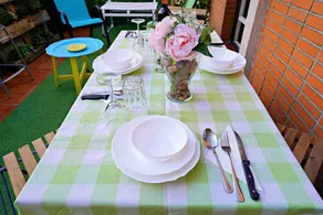 Holiday apartment with barbeque & terrace | River view - Image 4