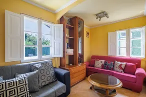 Villa with BBQ, terrace & garden | Garden view - Image 3