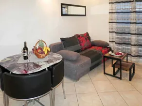 Holiday apartment with heated pool, terrace & barbeque | Water view | Dogs allowed - Image 3