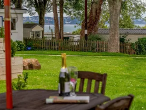 House with garden, pool & barbecue | Water view - Image 5