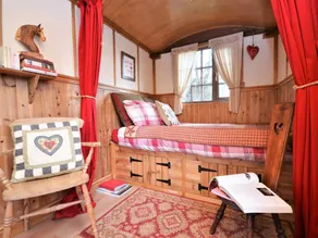 Cottage with jacuzzi | Pets allowed - Image 4