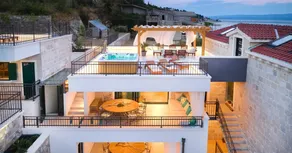 Villa totalmente equipada con jardín, barbacoa y jacuzzi | Vistas a la piscina | Acepta mascotas - Image 2