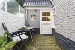 Flat with terrace & sauna - Image 3