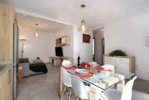 House with fast internet - Image 5