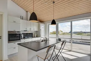 Children-friendly holiday home with sauna, BBQ & terrace | Close to the beach | Pets allowed - Image 2