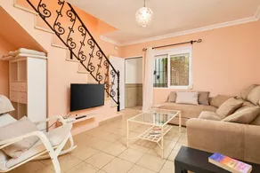 Voll ausgestattetes charmantes Ferienhaus mit Grill und Terrasse | Meerblick | Strand in der Nähe | Haustierfreundlich - Image 3