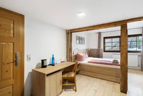 Room “Esche” with Mountain View, Shared Garden and Wi-Fi - Image 2