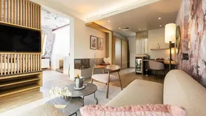Flat with pool, terrace & jacuzzi - Image 4