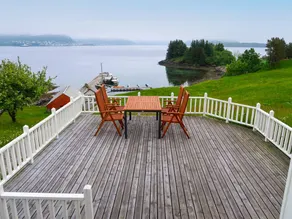 Ferienhaus mit Grill, Garten und Terrasse | Meerblick - Image 2