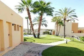Fully equipped house with garden, terrace & pool | Sea view | Dogs allowed - Image 5