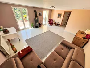 Holiday home with private pool, garden & BBQ - Image 4