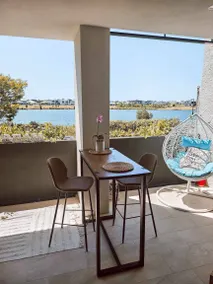 Private room with pool - Image 3