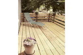 Holiday home with terrace - Image 5