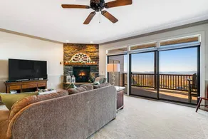 A Sweet Escape: 2br Condo in The Reserve on Sugar Mtn - Long Range Views! - Image 5