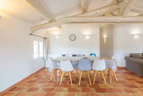 Holiday home with garden, pool & hot tub | Mountain view | Suitable for remote work - Image 5