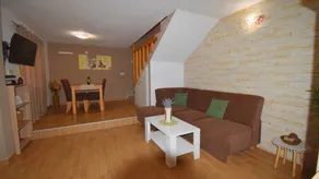 Villa with barbeque, terrace & garden | Pets allowed - Image 5