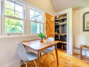Children-friendly cottage with garden - Image 5