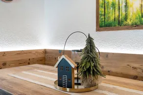 Apartment with terrace & garden | Garden view - Image 4