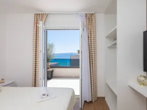 Apartamento totalmente equipado con terraza | Cerca de la playa - Image 4