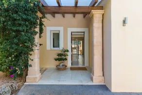 Voll ausgestattete Villa mit Garten, privatem Pool und Terrasse - Image 4