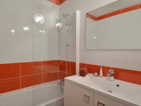 Renovated Apartment · Near Slopes · Balcony · Pet Friendly - Image 3