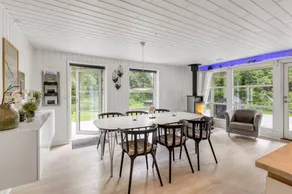 Family-oriented house with sauna, terrace & jacuzzi | Pet-friendly - Image 5