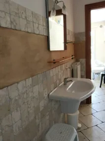 Apartment with pool & terrace - Image 5