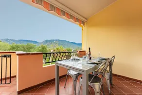 Schönes Apartment mit Terrasse und Pool | Gartenblick - Image 4