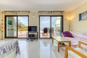 Lovely holiday home with garden, pool & terrace - Image 5