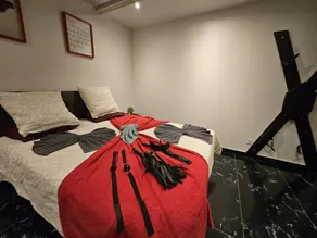 Flat with jacuzzi & sauna | City view - Image 5