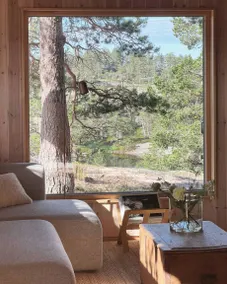 Holiday home with terrace, garden & BBQ | Sea view - Image 4