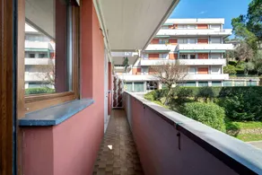 Holiday apartment with pool | Garden view - Image 4