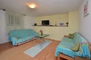 Comfortable and spacious house with terrace and sea view Cove Mikulina Luka, Korčula (K-20116) - Image 3