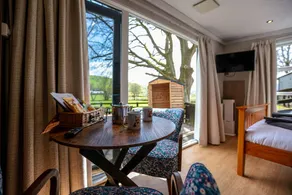 Child-friendly cottage with garden & jacuzzi - Image 3