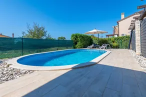 Apartment Ugrin, a relaxing vacation near Umag - Image 5