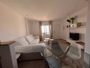 Apartment with terrace, garden & pool - Image 5